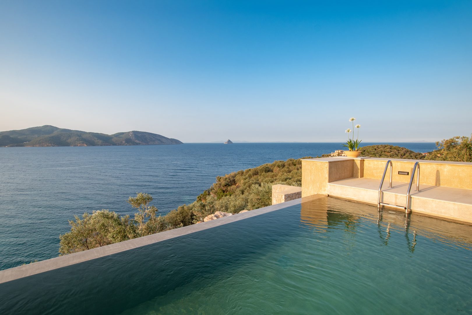 POROS VIEW