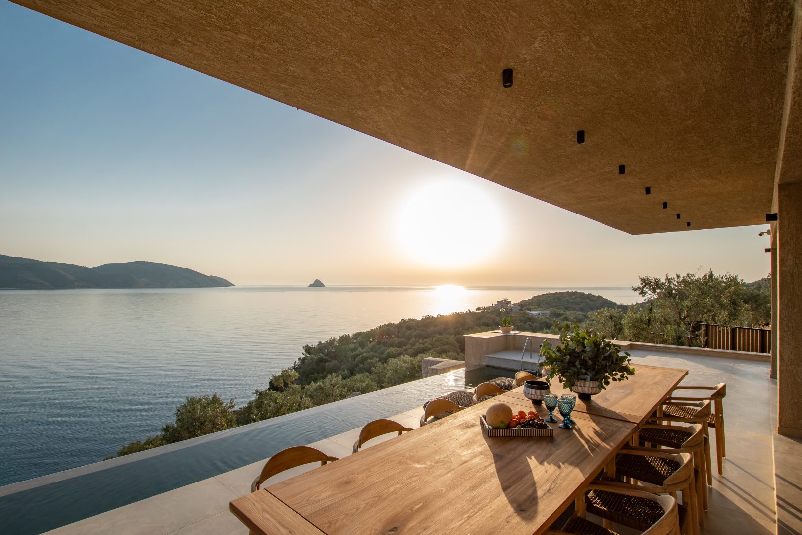 POROS VIEW