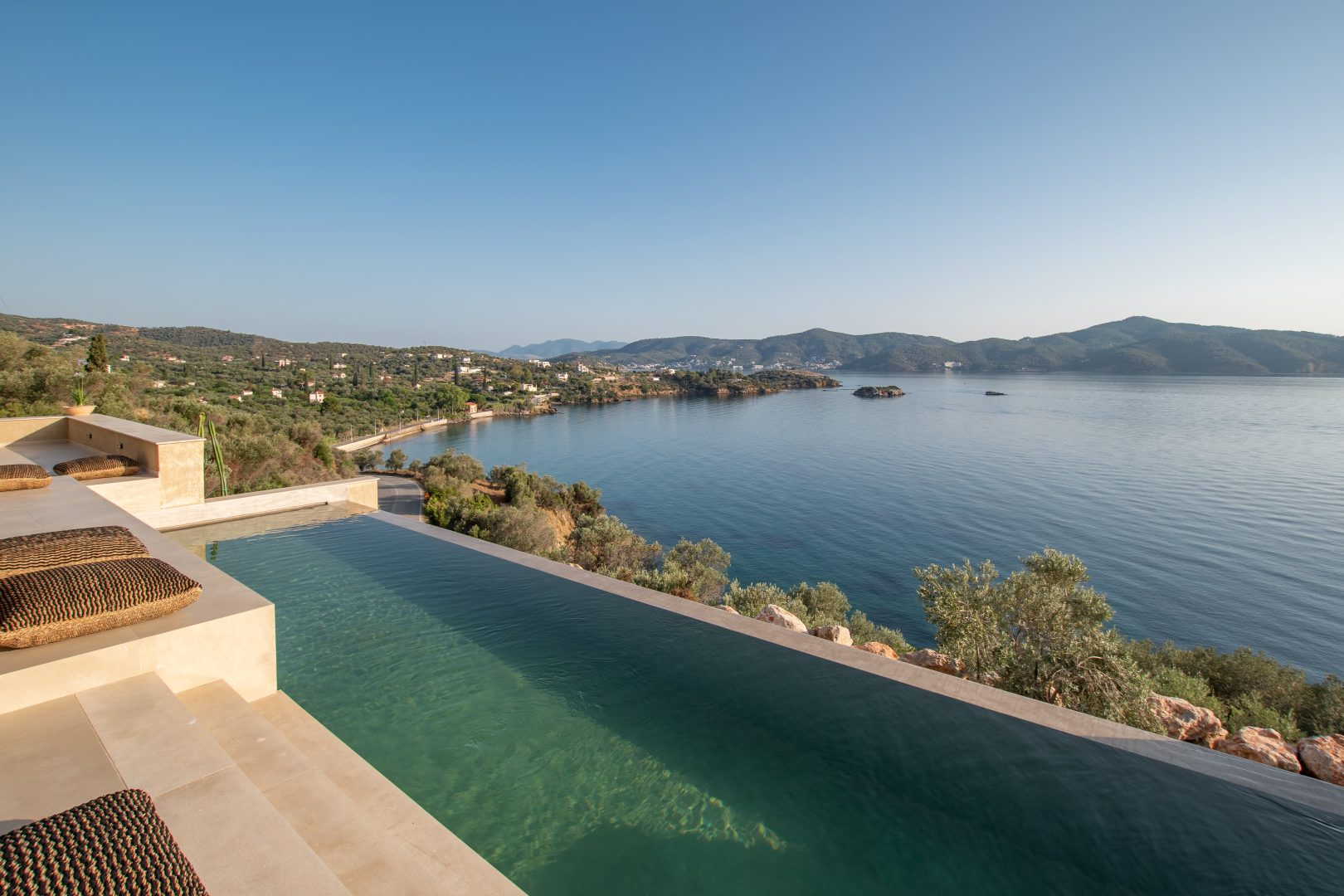 POROS VIEW