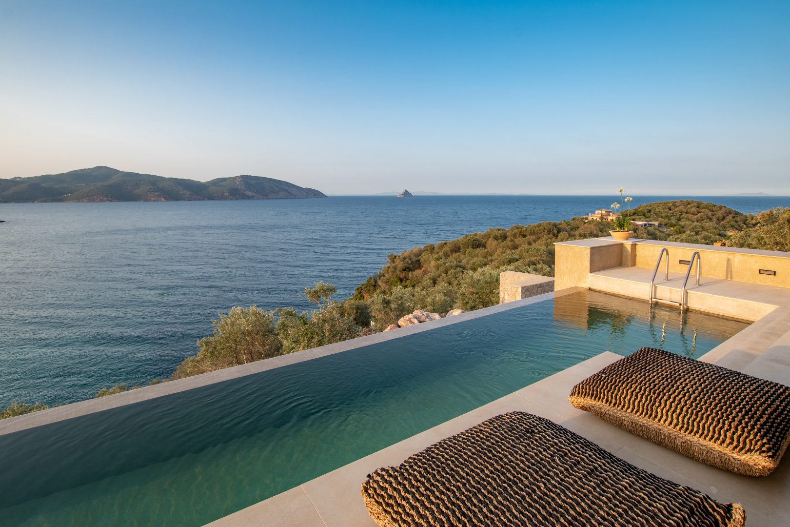 POROS VIEW