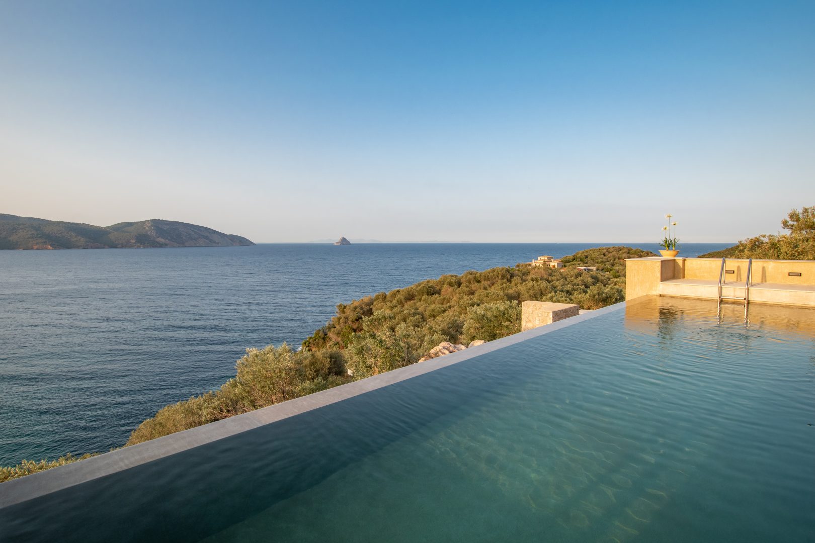 POROS VIEW