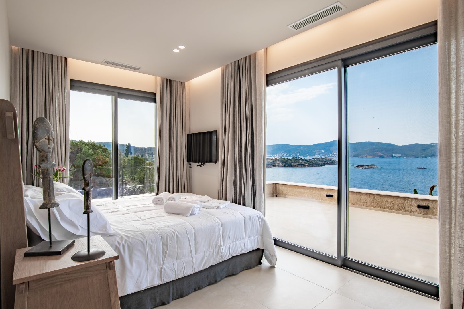 POROS VIEW